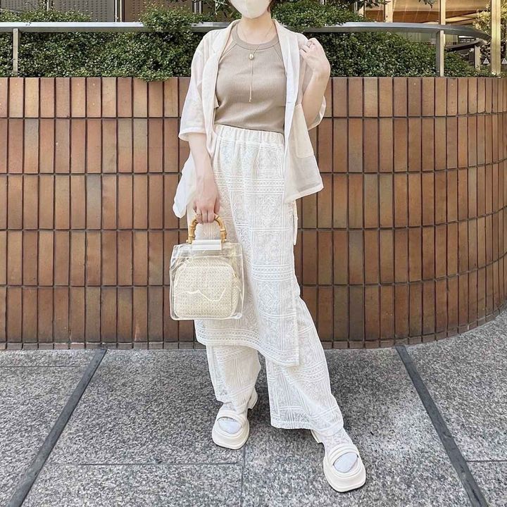 画像: 大人コーデに一癖プラス