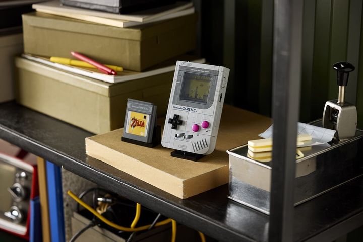 懐かしの初代ゲームボーイを実物大で再現！LEGO(R) Game Boy TM