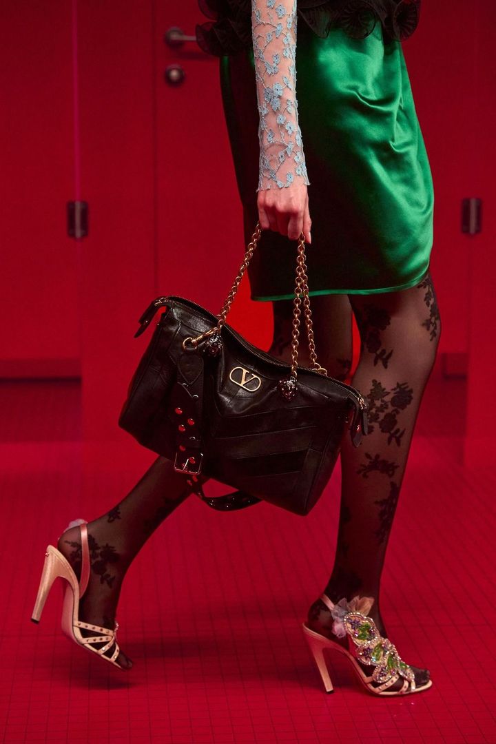 ヴァレンティノ2025-25年秋冬コレクションより。