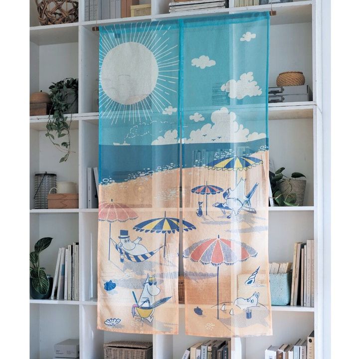 ベルメゾン「ムーミン」透け感素材のプリントのれん