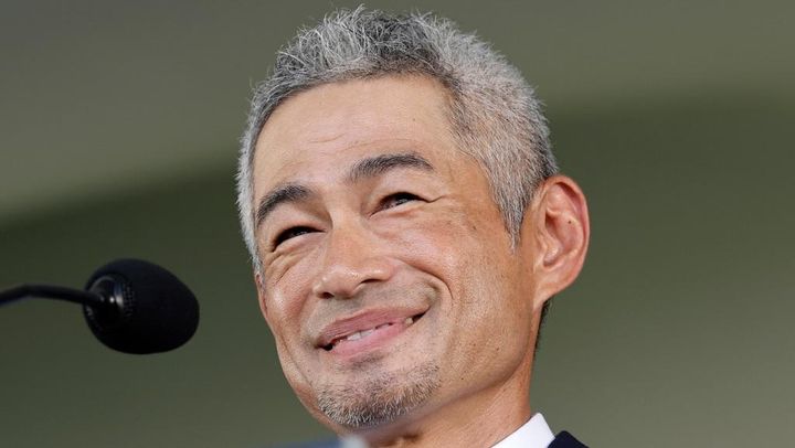 殿堂入りしたイチロー氏の世界に1枚だけの激レアカード、有名サッカー選手が40万円超で転売中