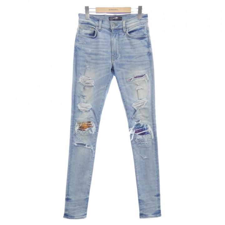 アミリのジーンズ