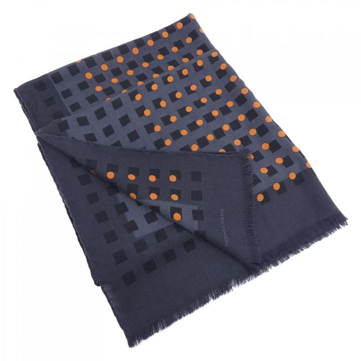 エルメスのシックなストール