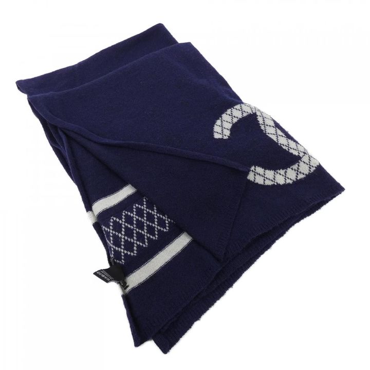 シャネルのネイビーのストール