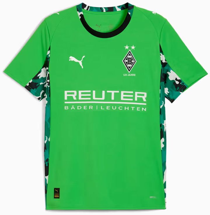 日本代表FWが新加入！ドイツ1部の古豪、新ユニフォームは「125周年」のスペシャルデザインに