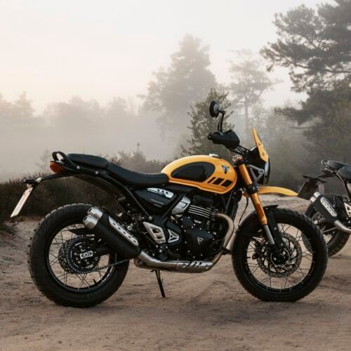 【トライアンフ】SCRAMBLER 400 XCレビュー｜軽量ホイール×オフロードモードであらゆる道を制覇！【価格・カラー解説】