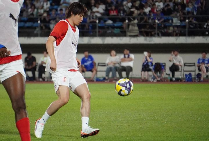 日本代表FW伊東純也、親善試合モンテディオ山形戦取材のQoly編集部撮影写真を公開