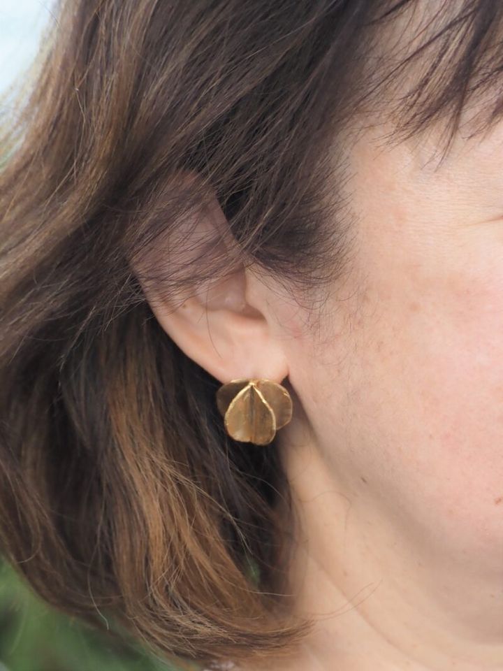 アンティークショップのピアス