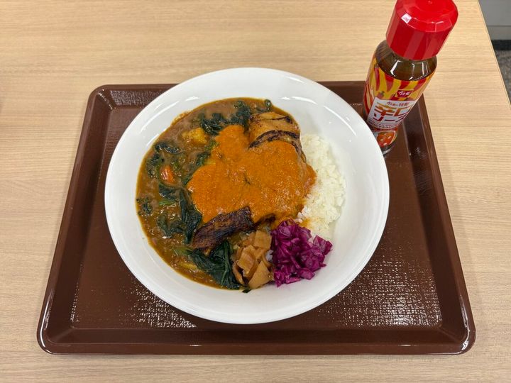 すき家 ほうれん草バターチキンソースカレー