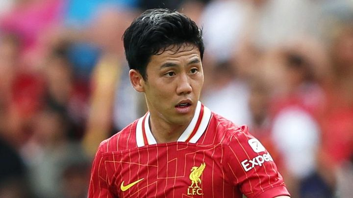 32歳日本代表主将、来日したレジェンドOBが絶賛！「出場機会は減ったが…素晴らしい選手、素晴らしい人間」