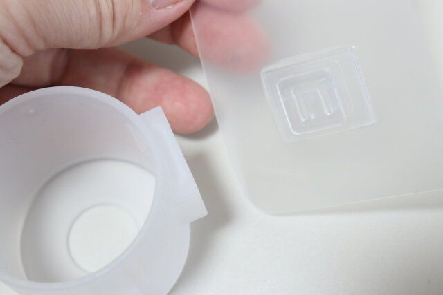 フィルムシート歯ブラシ・チューブホルダー 構造