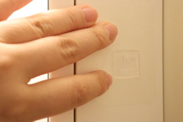 フィルムシート歯ブラシ・チューブホルダー 取り付け