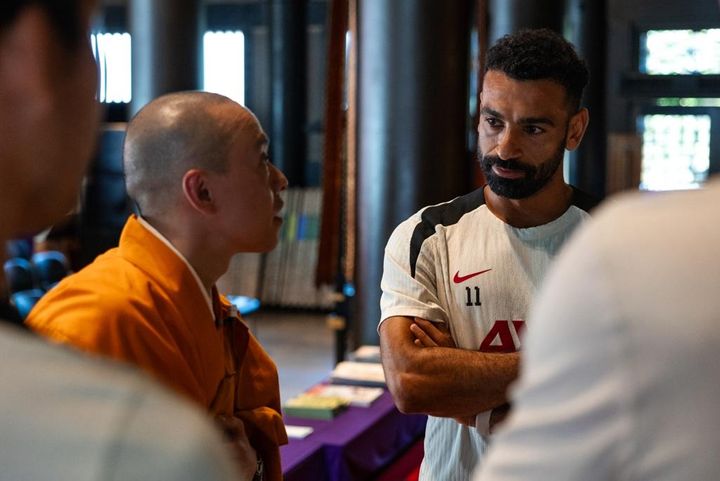 来日した世界的スター軍団、日本の寺院で坐禅！住職の話を熱心に聞いていたのはあの親日スター