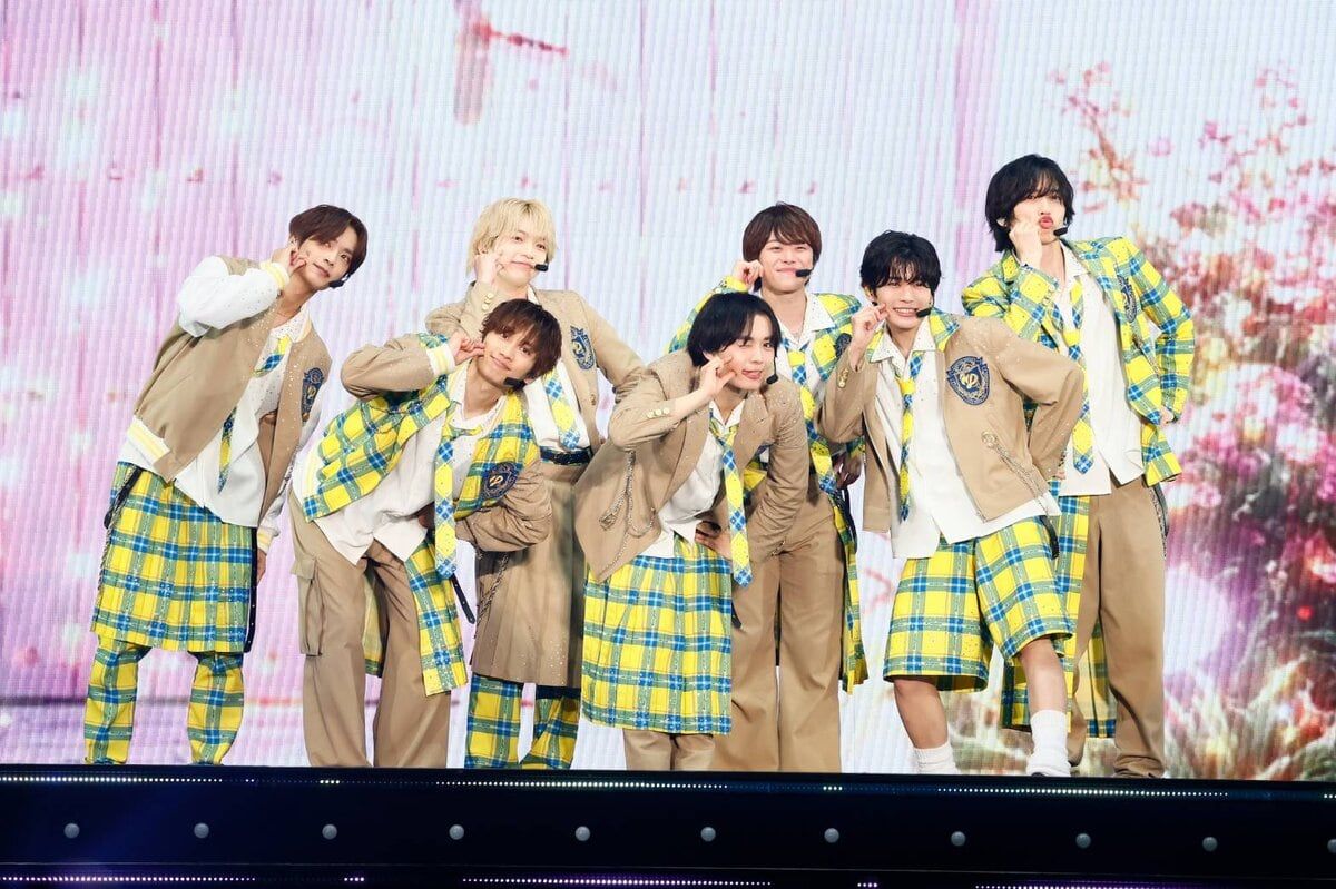 なにわ男子 - なにわ男子 LIVE TOUR 2025 &#39;BON BON VOYAGE&#39; なにわ男子 LIVE TOUR 2025 'BON BON VOYAGE'｜STARTO ENTERTAINMENT