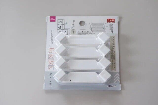 ダイソーののせる！積み重ねパーツ（type1、8個）のパッケージ