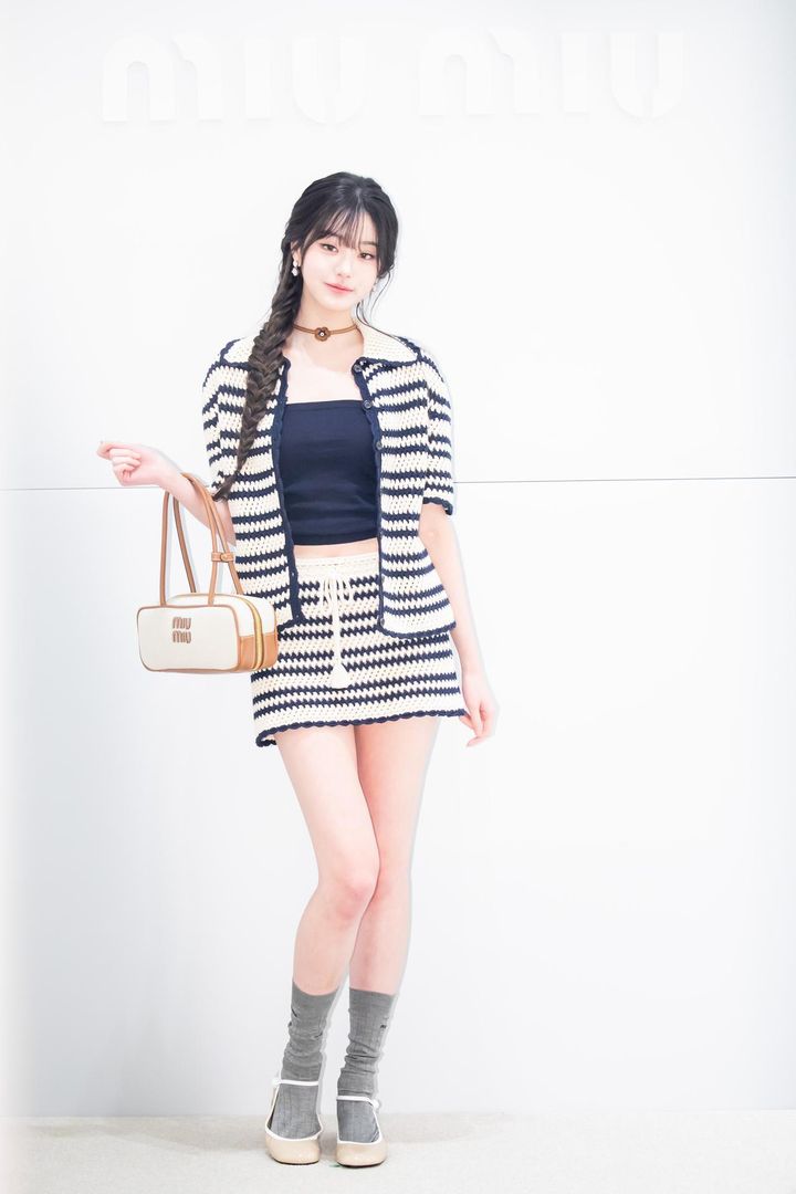画像: 【IVE ウォニョン】美脚見えが叶う大人可愛いマリン