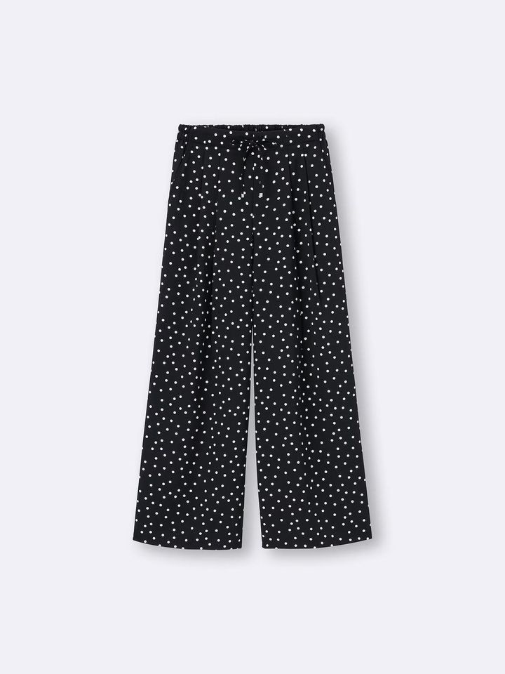 画像1: 出典：GU