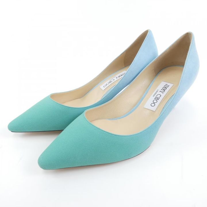 ジミーチュウのブルーのパンプス