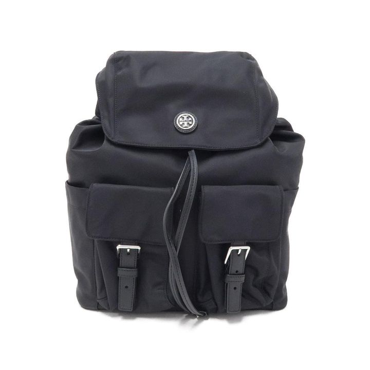 トリーバーチのリサイクルナイロンバックパック