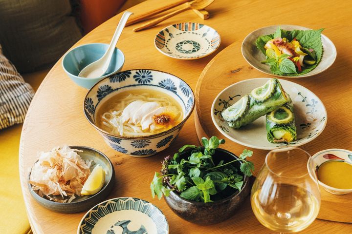 フードエッセイスト・平野紗季子さんの「MY STANDARD GOURMET」。今回は『Night Market』のモダンアジアン料理です。