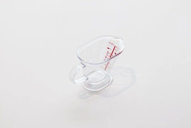 ダイソーのミニ計量カップ1