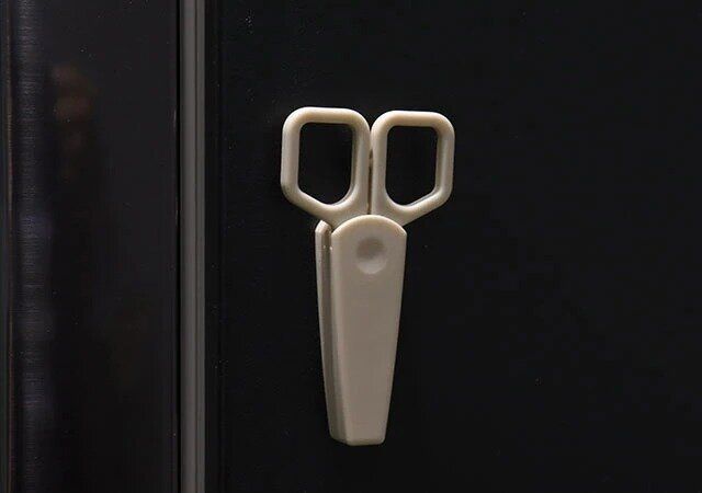 ダイソーのカバー付ミニキッチンバサミ1