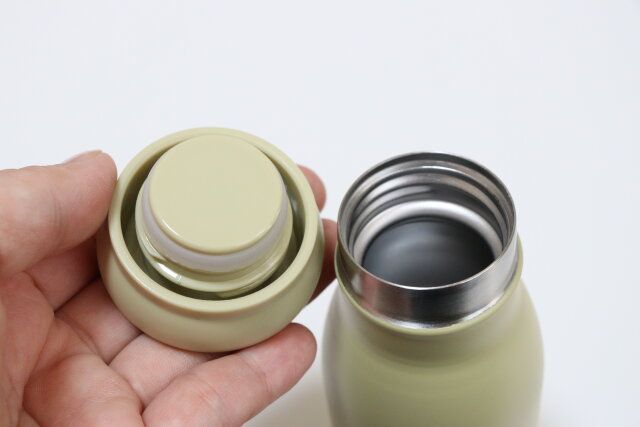 ダイソーのステンレスミルクボトルはパッキン付きで漏れにくい
