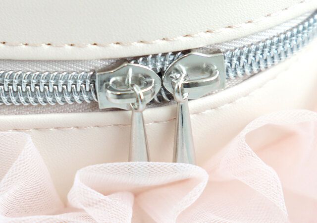 シルバーファスナー