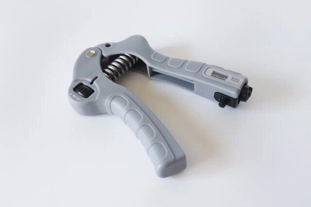 ダイソーの強度調整できるハンドグリップ1