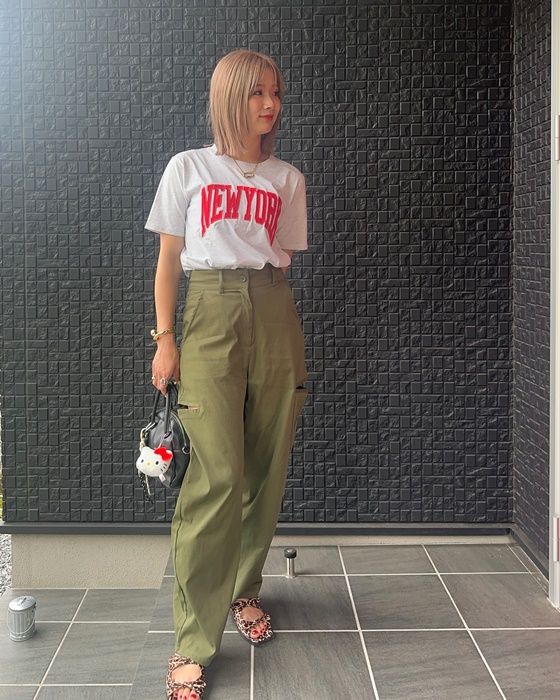 GUのブラウンの「リボンヒールミュール」