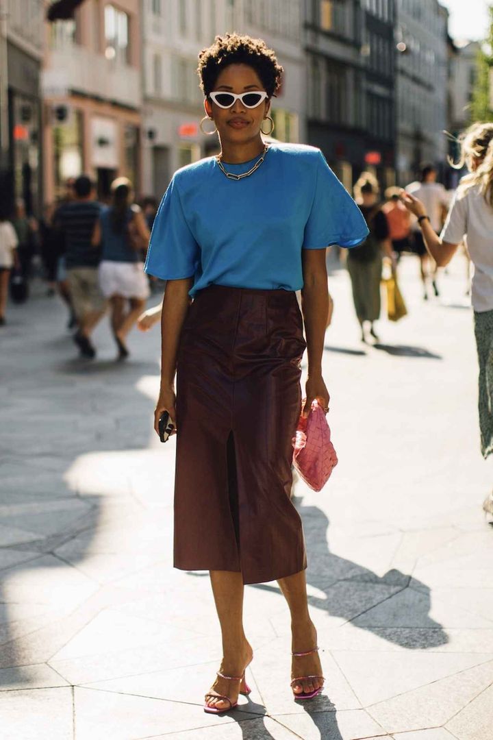 画像: カラーブロックは一方のカラートーンを低くしてみる