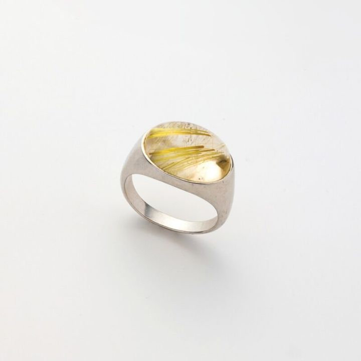 リング9万9000円（マリハ）