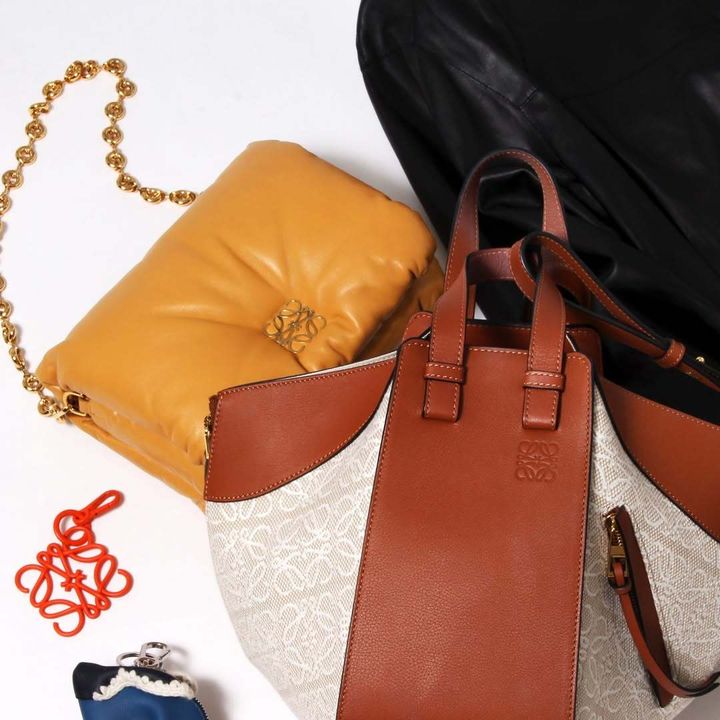 ロエベのさまざまなアイテム