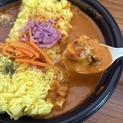 セブン-イレブンが本気で作った激辛グルメが話題沸騰中！カレー、ラーメン…辛さレベル3まで実食してみた
