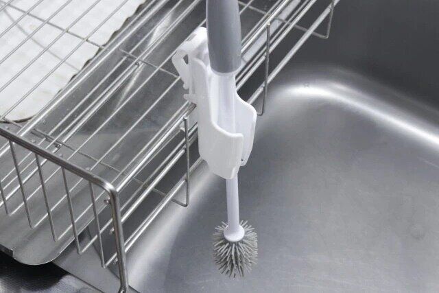 ダイソーのボトルスポンジホルダー ホワイト2