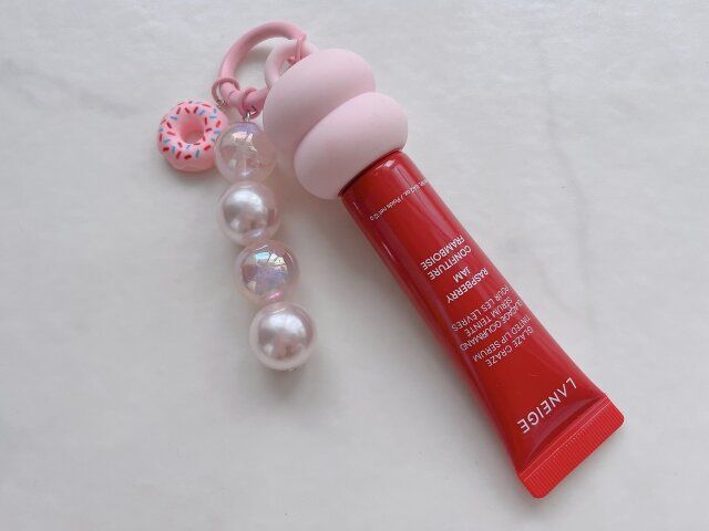 ラネージュ グレイズティントリップセラム ラズベリージャム ピンクのキーチェーン 取り付ける