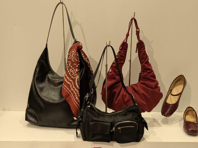 GUの新作バッグ3つ