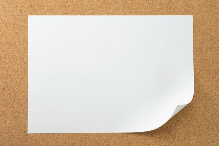 紙でスマホスタンドを作る方法とは？