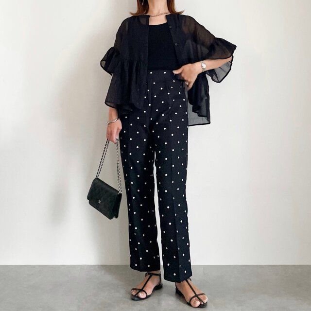 【Style3】オールブラックでまとめたワントーンコーデ