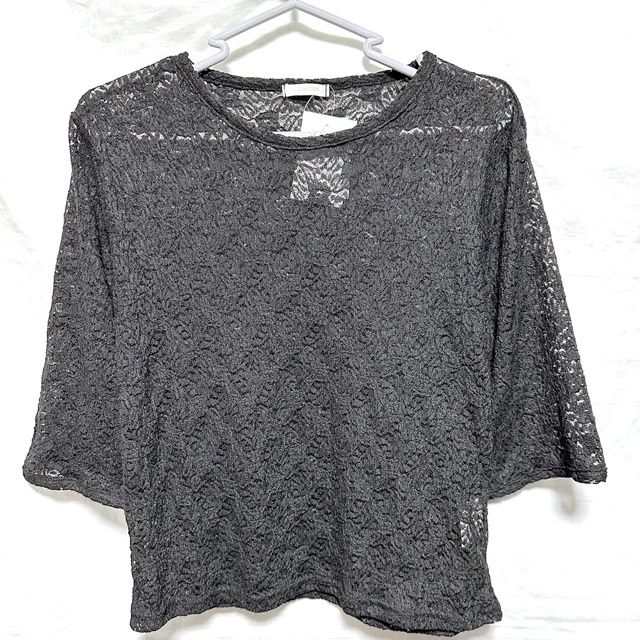 しまむら「レース半袖Tシャツ」