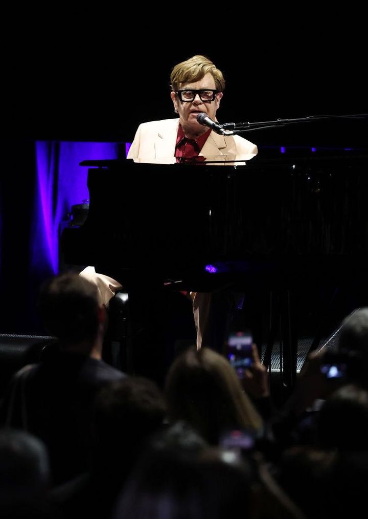 サッカークラブに投資した「世界的ミュージシャン」6名