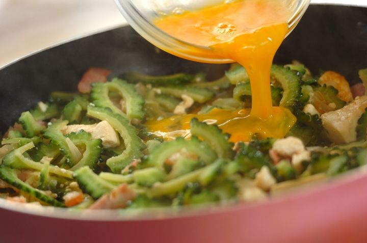 豆腐とゴーヤの卵炒めの作り方2