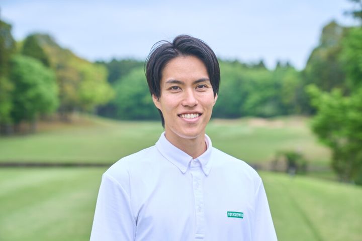 朝イチのティーショットがうまくいかない原因は？人気コーチが解説