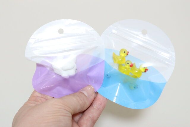 セリア ダイカットジップバッグ カラーカプセル 使用例