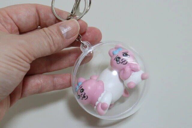 セリア カプセルキーホルダー