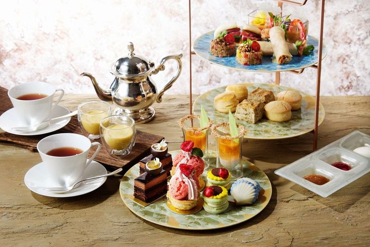 アジアンエスニックサマー アフタヌーンティー ￥8,580（税込、サービス料別）