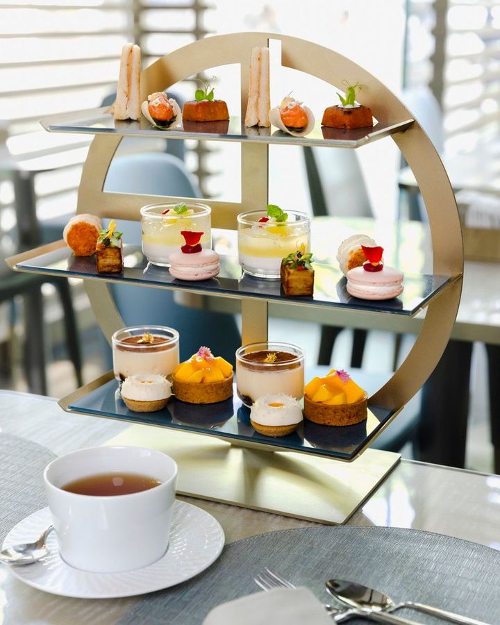 アルマーニ / カフェ「シーズナル アフタヌーンティー」￥6,000（税込、サービス料別）