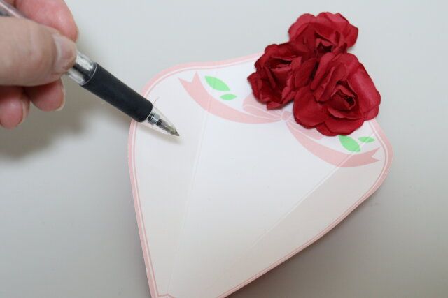 セリアの書き込めるメッセージカード フラワーブーケ