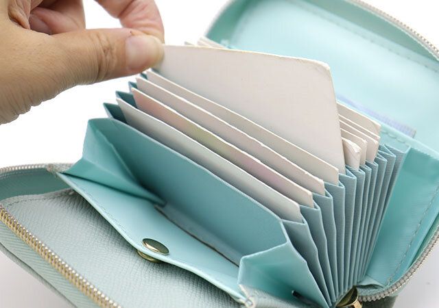 じゃばら式カードポケット