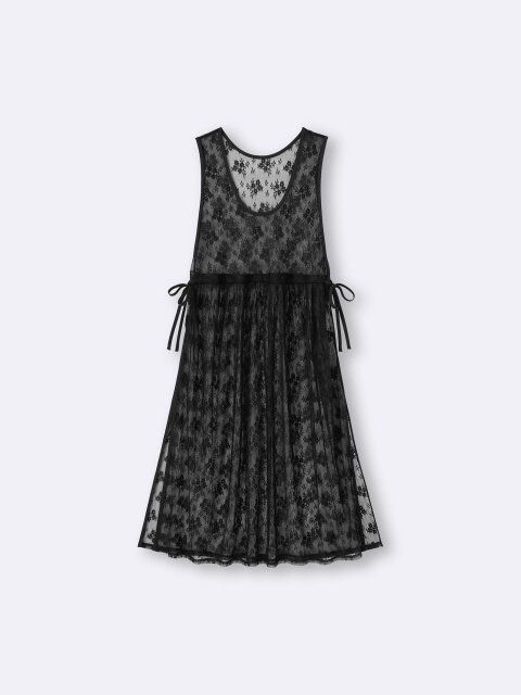 GUのレースチュールワンピース